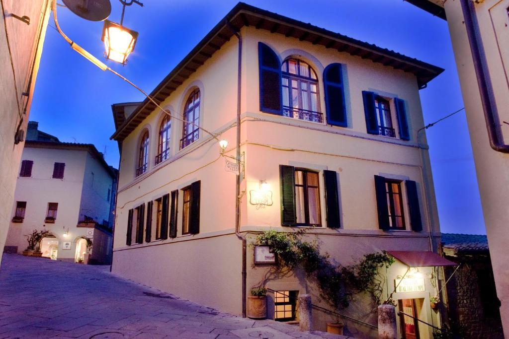 Residenza Palazzo Saloni Aparthotel Montalcino Exterior foto
