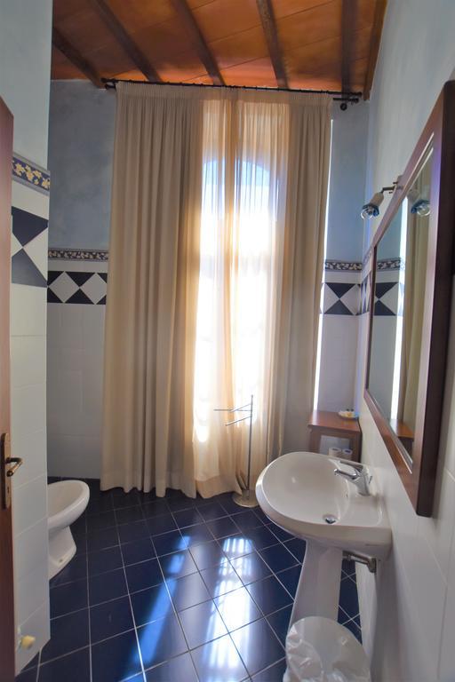 Residenza Palazzo Saloni Aparthotel Montalcino Exterior foto